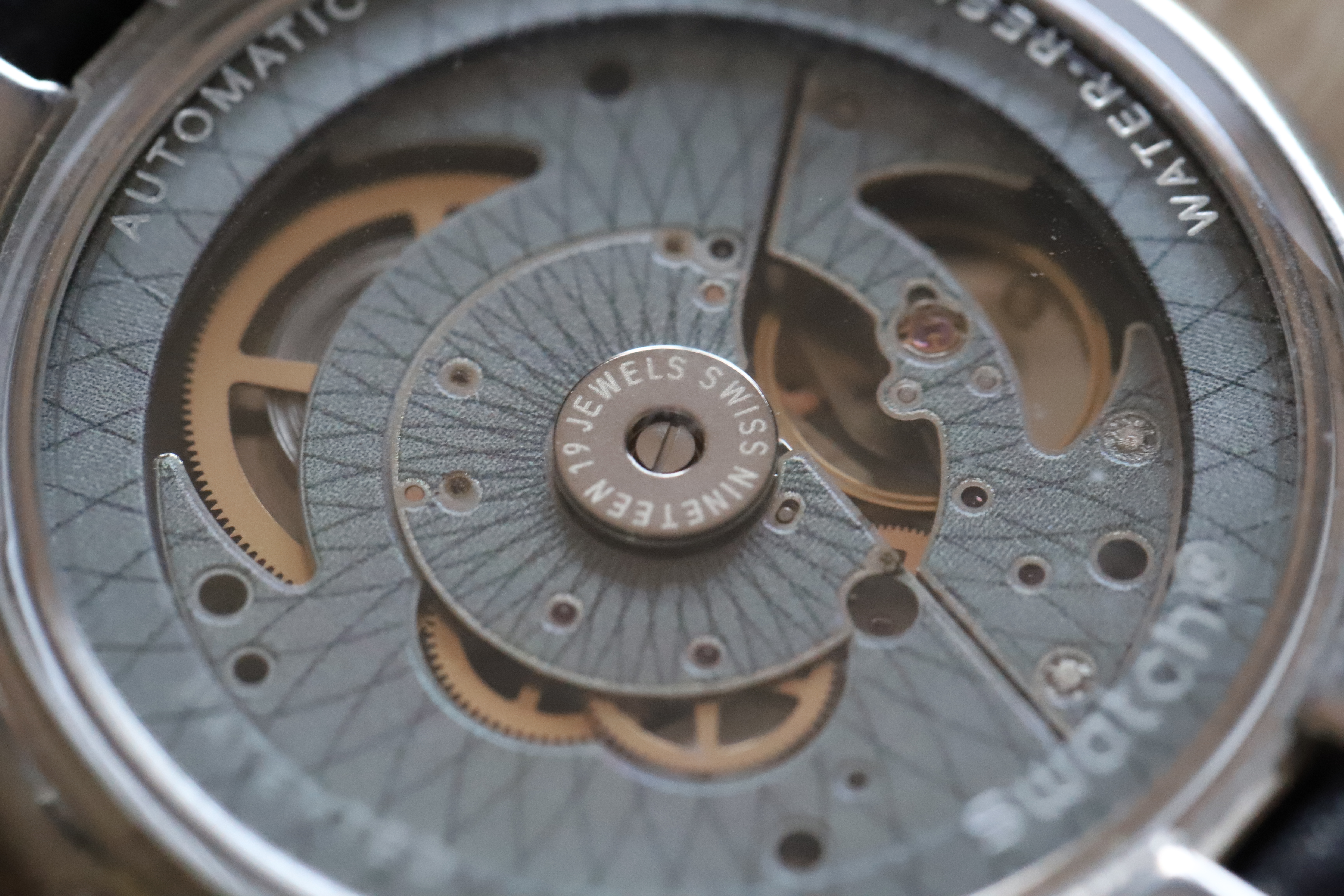 Swatch – Sistem51 Lake